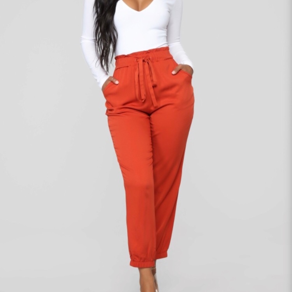 Rust Jogger - NWT (Large)